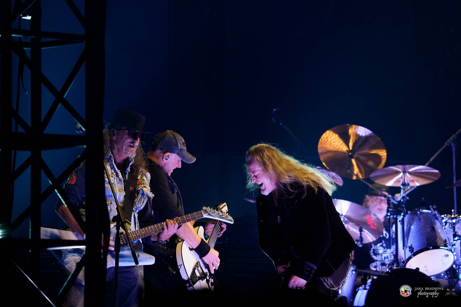 Kabát zatopil v Plzni pod kotlem, na zimním stadionu přehrál největší hity