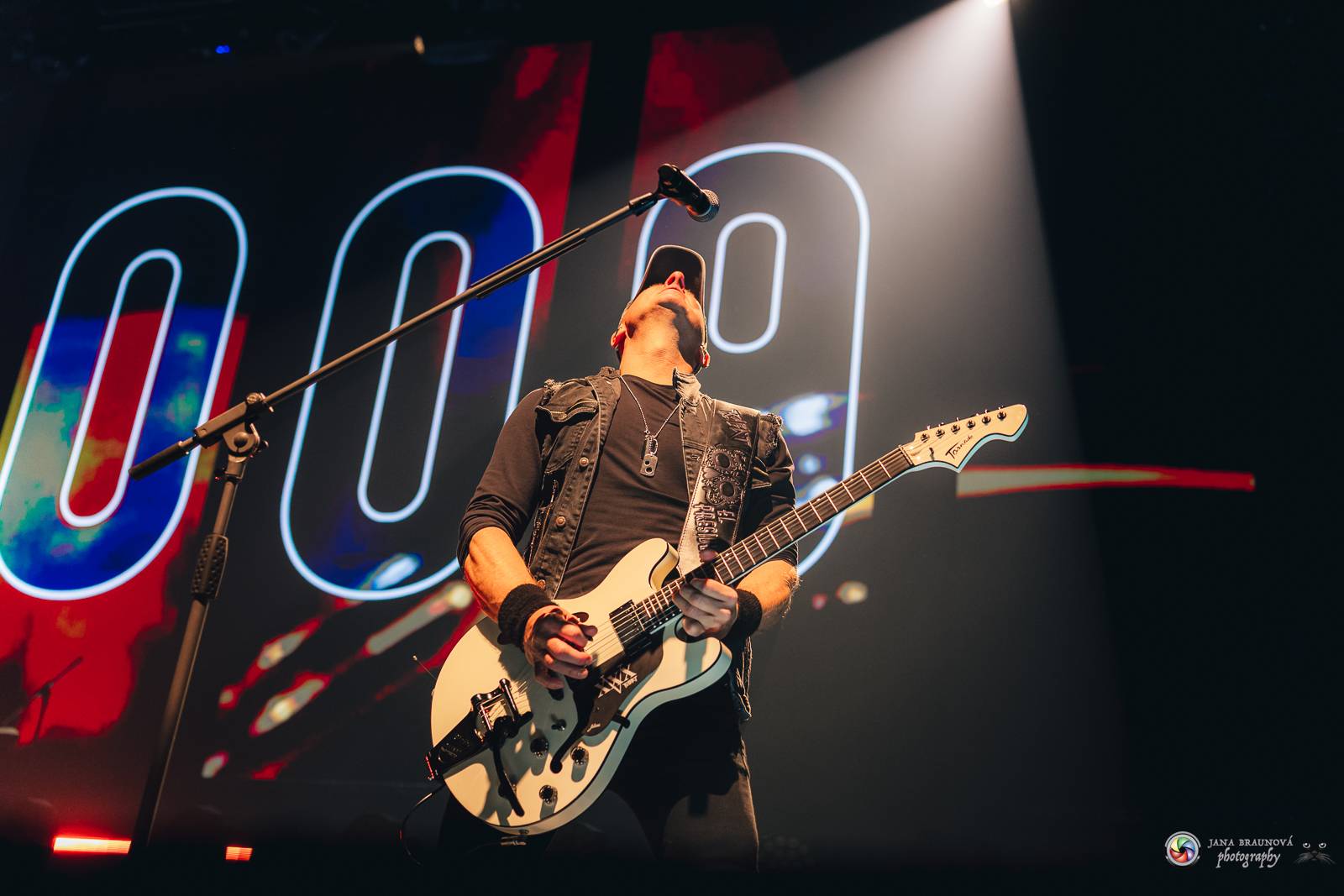 Kabát zatopil v Plzni pod kotlem, na zimním stadionu přehrál největší hity