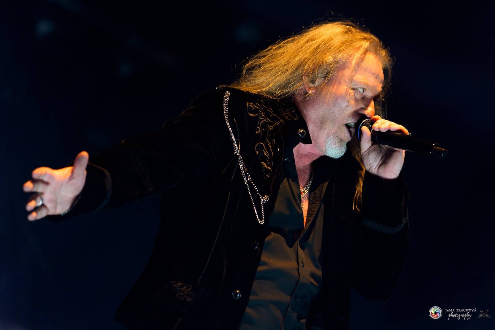 Kabát zatopil v Plzni pod kotlem, na zimním stadionu přehrál největší hity