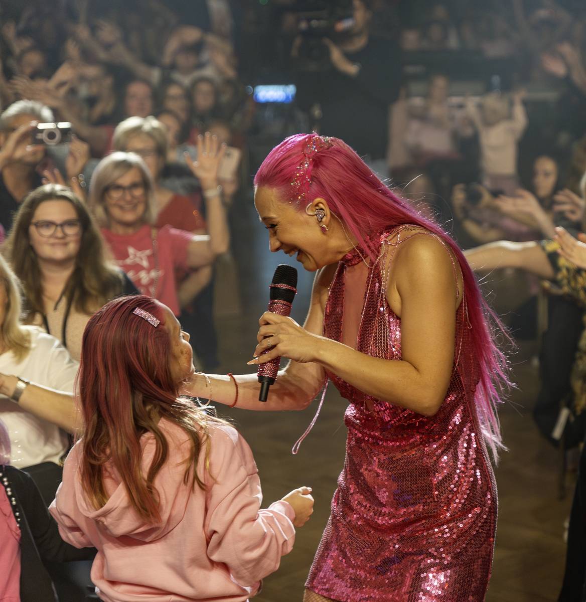 Jen růžová to může být. Tereza Mašková roztančila vyprodanou Lucernu