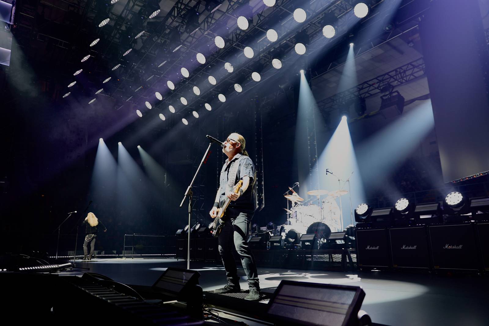 Kabát zavítal do Českých Budějovic, fanoušky bavil pyrotechnickými efekty