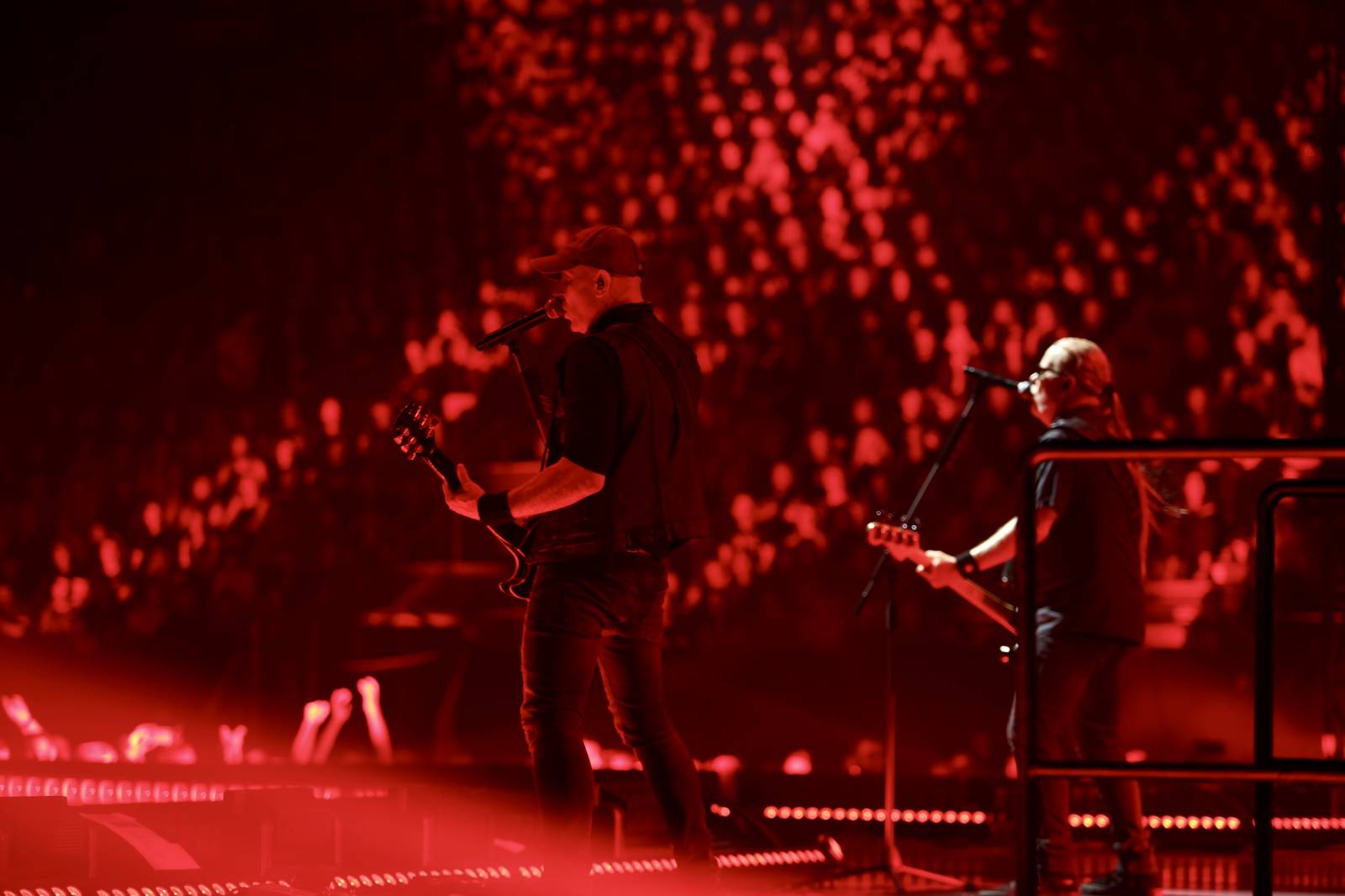 Kabát zavítal do Českých Budějovic, fanoušky bavil pyrotechnickými efekty