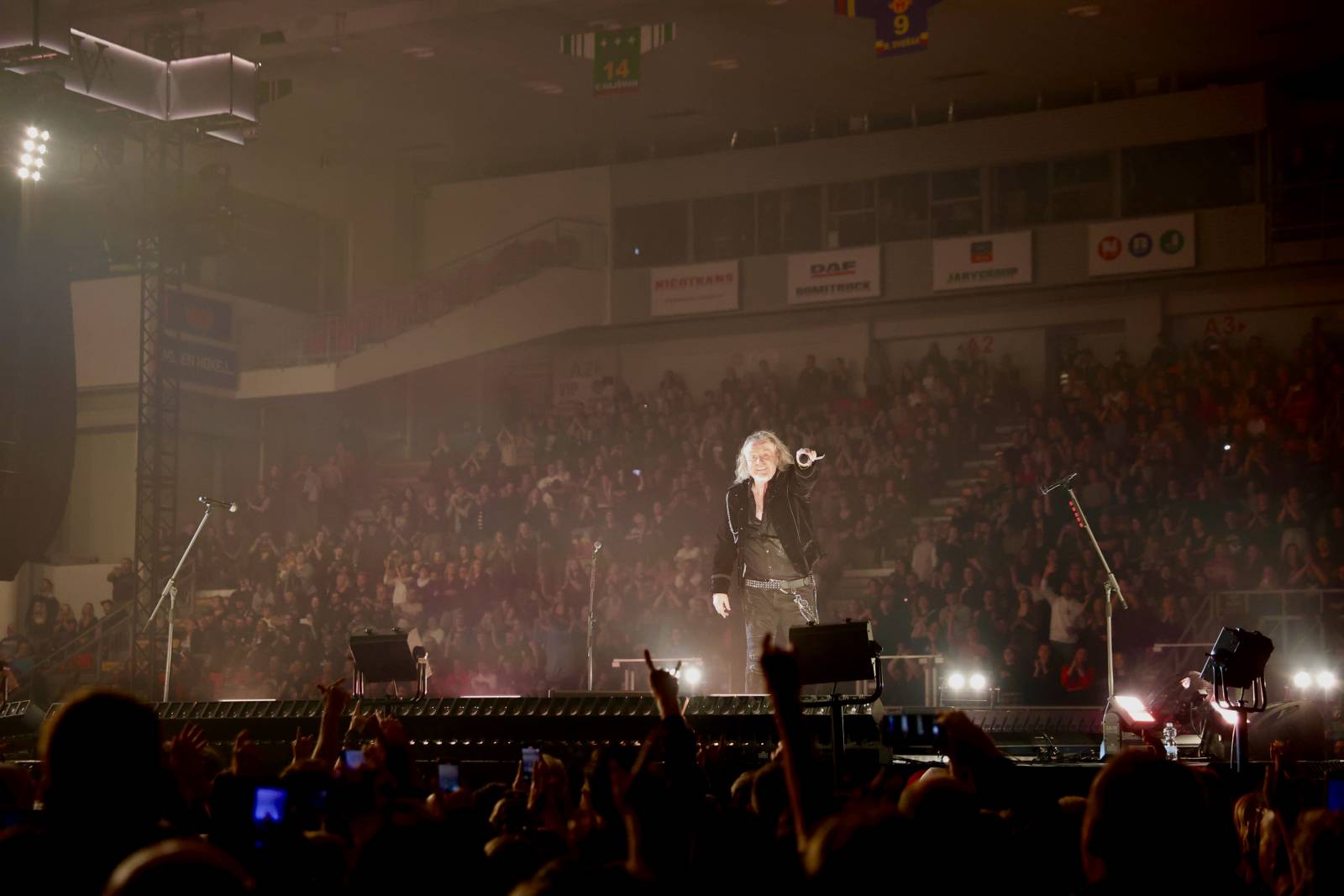Kabát zavítal do Českých Budějovic, fanoušky bavil pyrotechnickými efekty