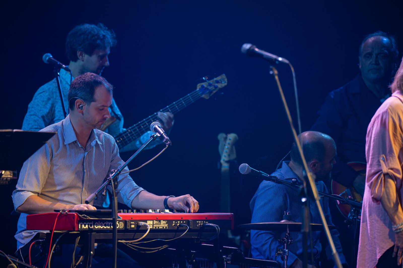 Jiří Pavlica s Hradišťanem a Javory se v Divadle Hybernia dočkali standing ovation 