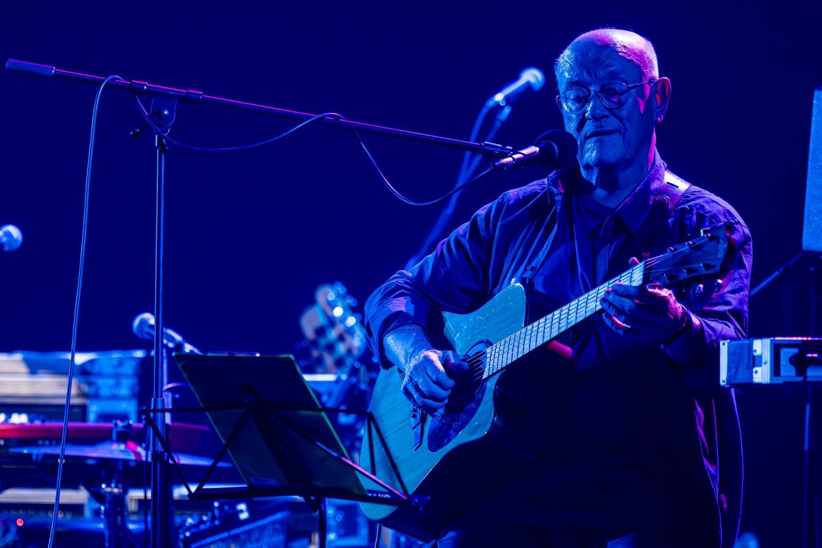 Jiří Pavlica s Hradišťanem a Javory se v Divadle Hybernia dočkali standing ovation 