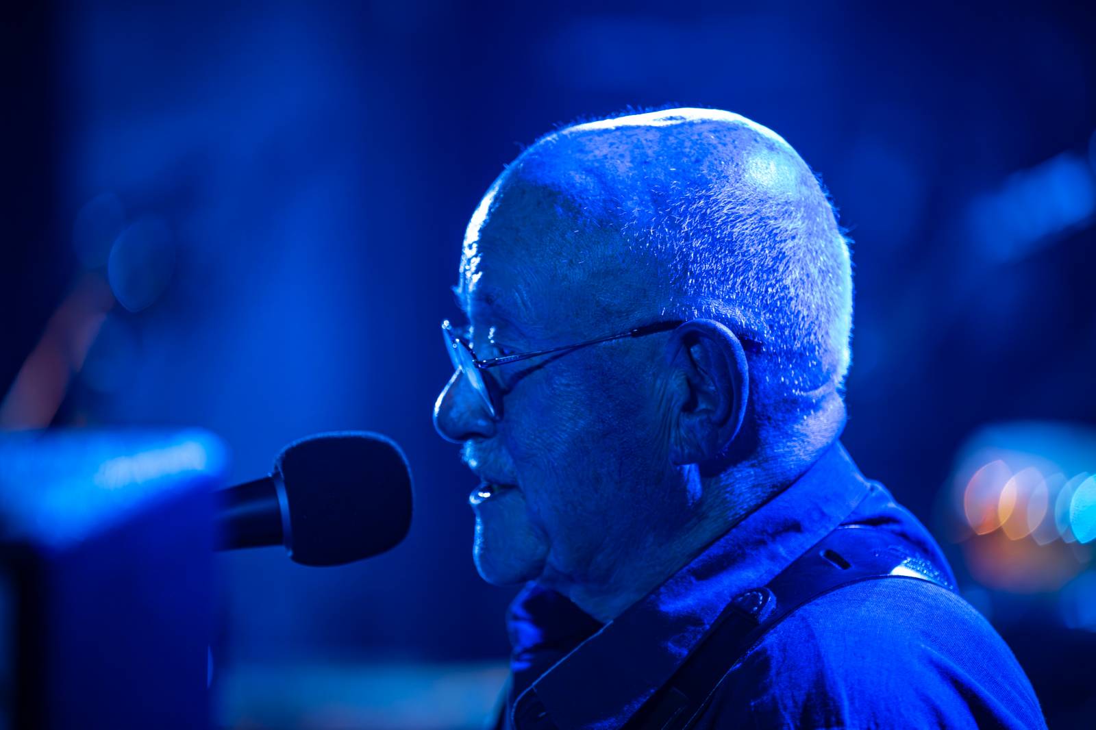 Jiří Pavlica s Hradišťanem a Javory se v Divadle Hybernia dočkali standing ovation 