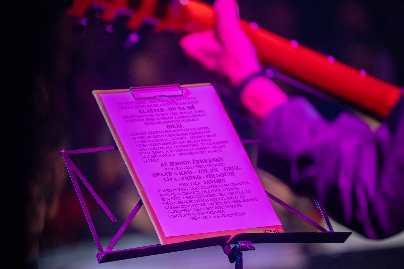 Jiří Pavlica s Hradišťanem a Javory se v Divadle Hybernia dočkali standing ovation 