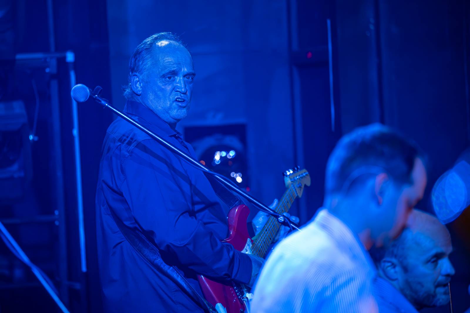 Jiří Pavlica s Hradišťanem a Javory se v Divadle Hybernia dočkali standing ovation 