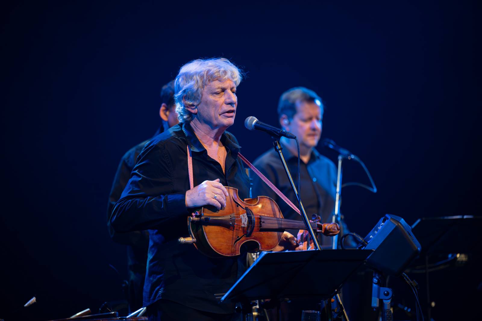 Jiří Pavlica s Hradišťanem a Javory se v Divadle Hybernia dočkali standing ovation 