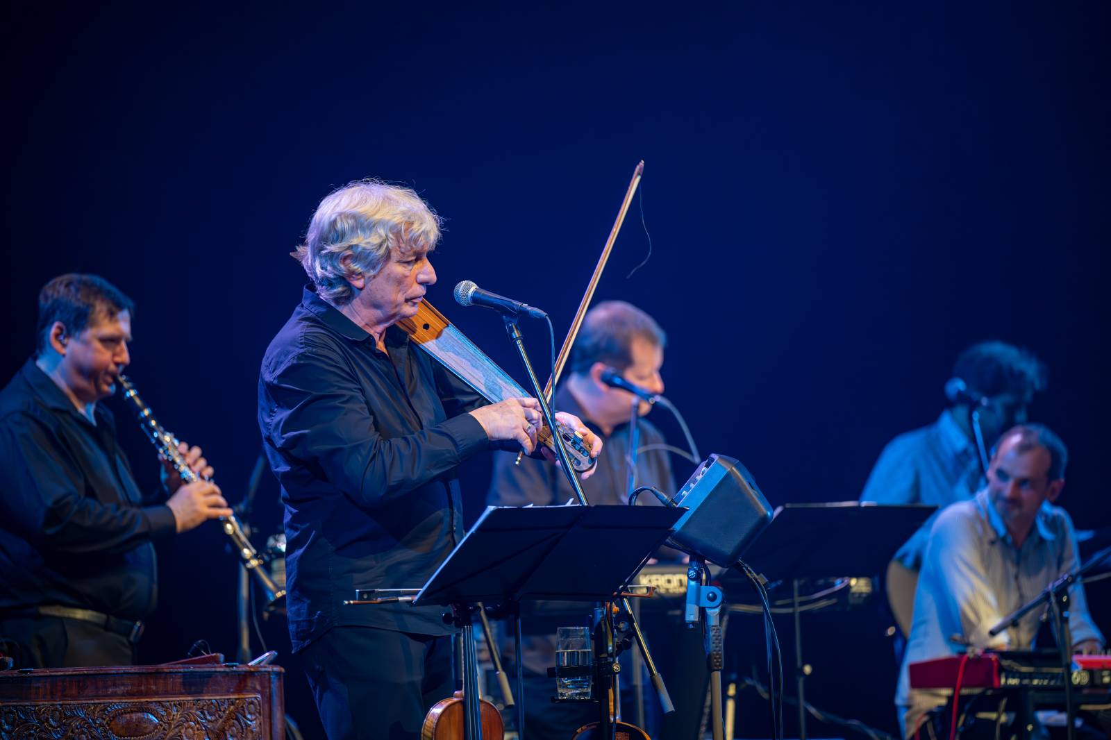 Jiří Pavlica s Hradišťanem a Javory se v Divadle Hybernia dočkali standing ovation 