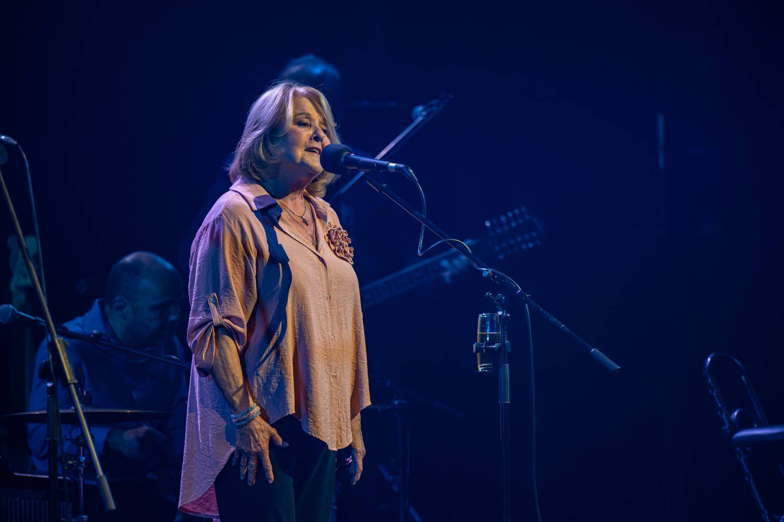 Jiří Pavlica s Hradišťanem a Javory se v Divadle Hybernia dočkali standing ovation 