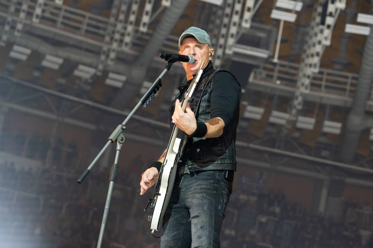 Po čertech velký turné neminulo ani Brno. Kabát s fanoušky oslavil 35 let na scéně