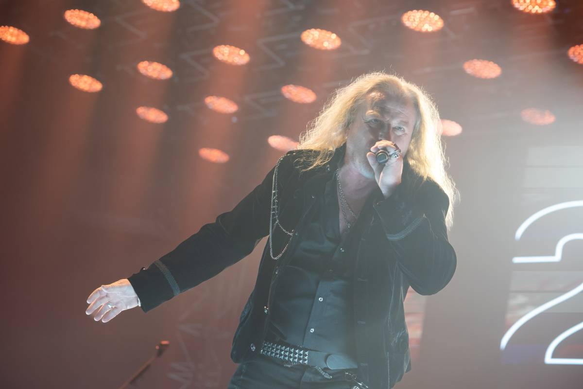 Po čertech velký turné neminulo ani Brno. Kabát s fanoušky oslavil 35 let na scéně