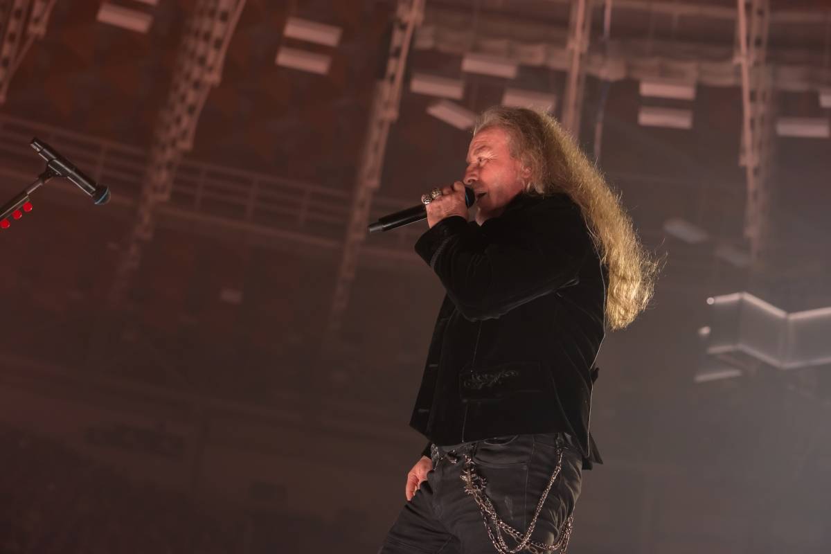 Po čertech velký turné neminulo ani Brno. Kabát s fanoušky oslavil 35 let na scéně