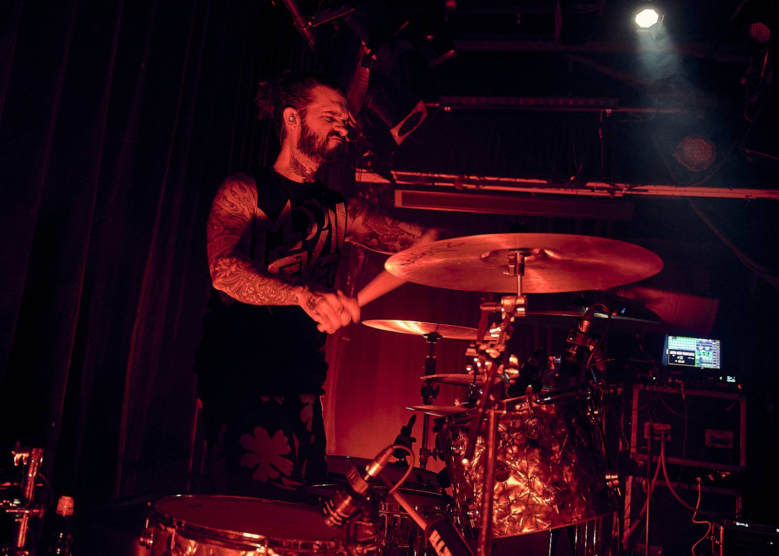 Des Rocs ukázal Praze, jak se hraje rokenrol. Předskakovali mu Pistols at Dawn a Moon Fever