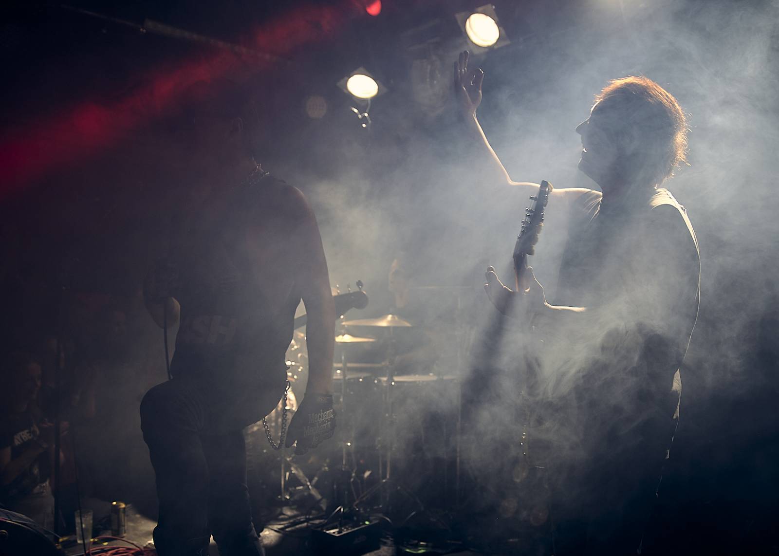 Des Rocs ukázal Praze, jak se hraje rokenrol. Předskakovali mu Pistols at Dawn a Moon Fever