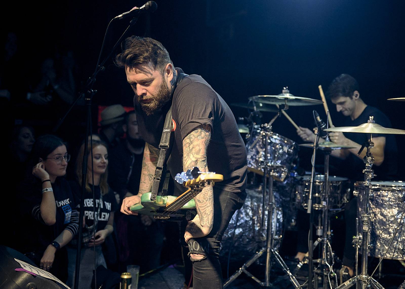 Des Rocs ukázal Praze, jak se hraje rokenrol. Předskakovali mu Pistols at Dawn a Moon Fever