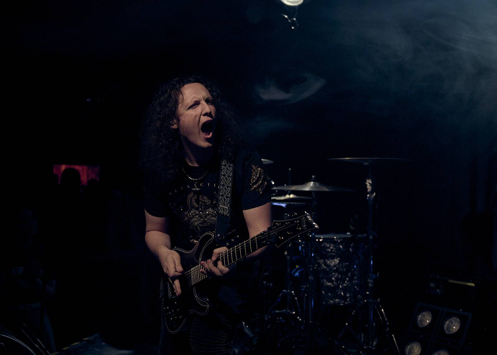 Des Rocs ukázal Praze, jak se hraje rokenrol. Předskakovali mu Pistols at Dawn a Moon Fever