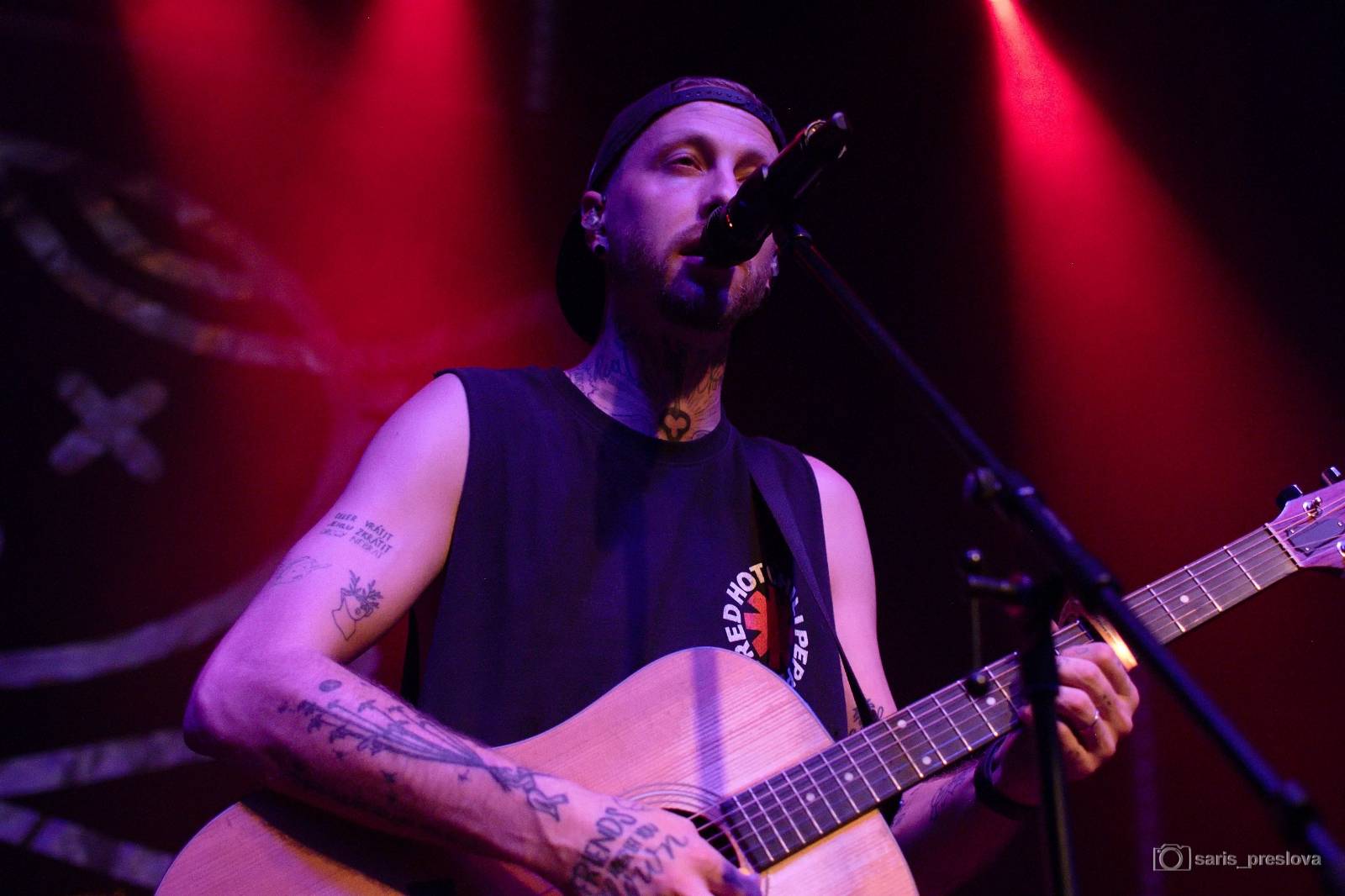 Pekař zavítal na svém turné do Plzně, fanouškům zodpověděl zvídavé otázky