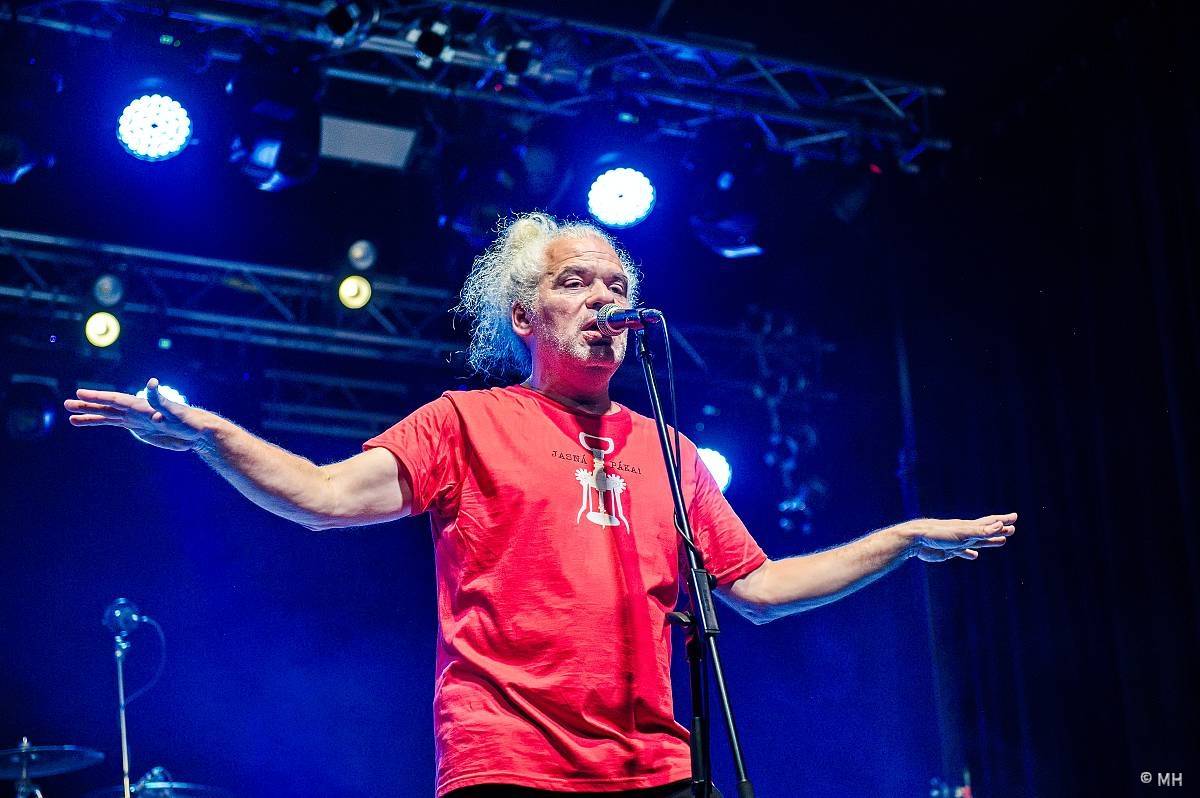 Jasná Páka vyrazila po letech na turné, odstartovala ho v Plzni