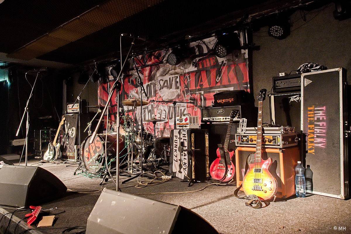 God Save the Punk! The Fialky a SPS dorazili na společném turné do Plzně