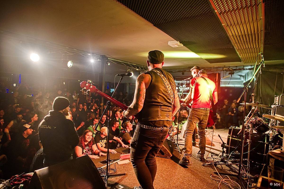 God Save the Punk! The Fialky a SPS dorazili na společném turné do Plzně