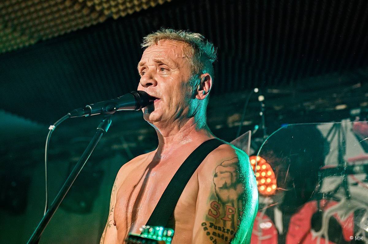 God Save the Punk! The Fialky a SPS dorazili na společném turné do Plzně