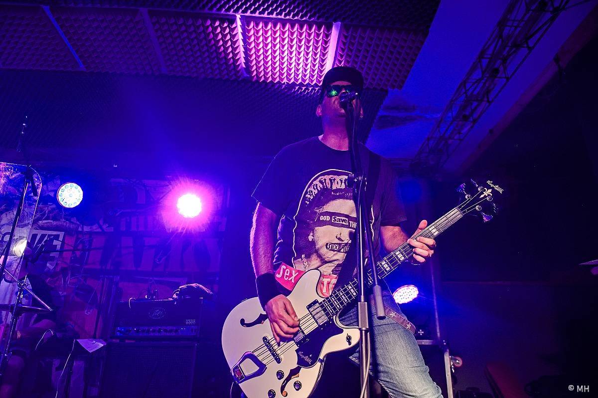 God Save the Punk! The Fialky a SPS dorazili na společném turné do Plzně