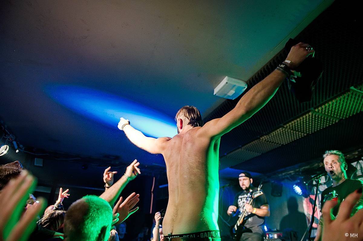 God Save the Punk! The Fialky a SPS dorazili na společném turné do Plzně