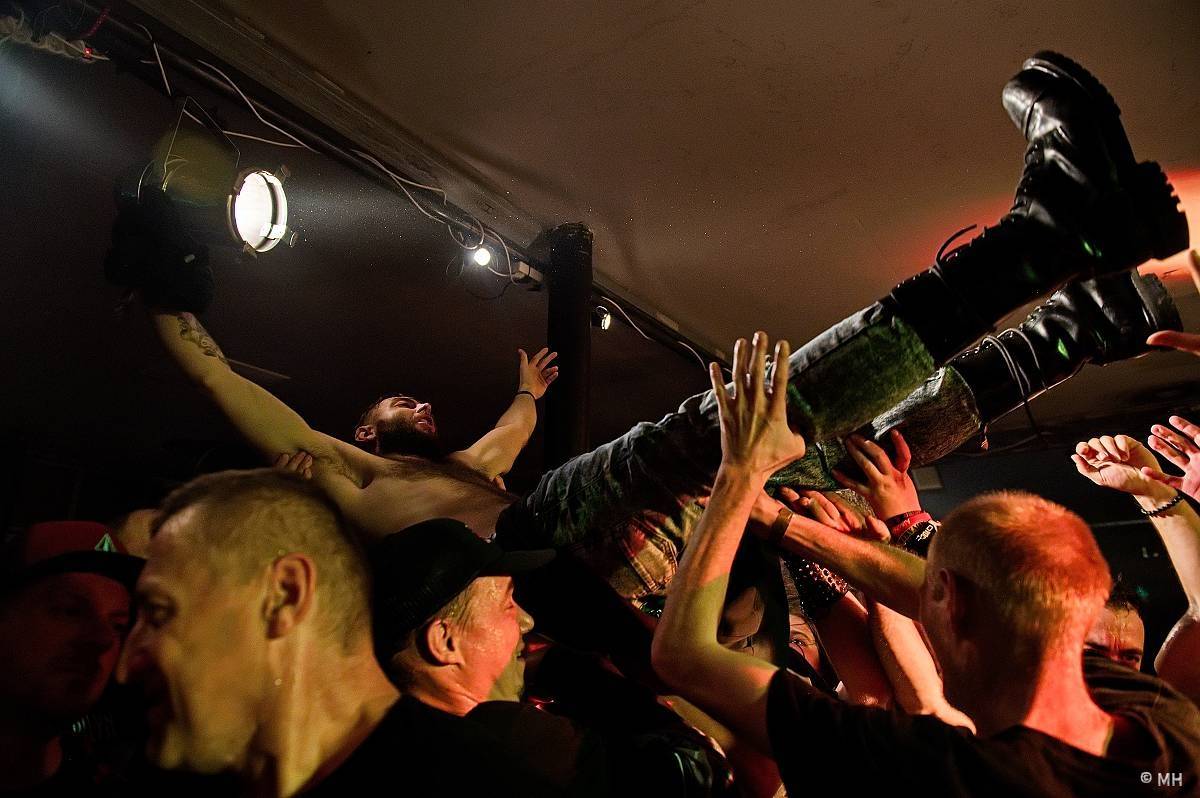 God Save the Punk! The Fialky a SPS dorazili na společném turné do Plzně