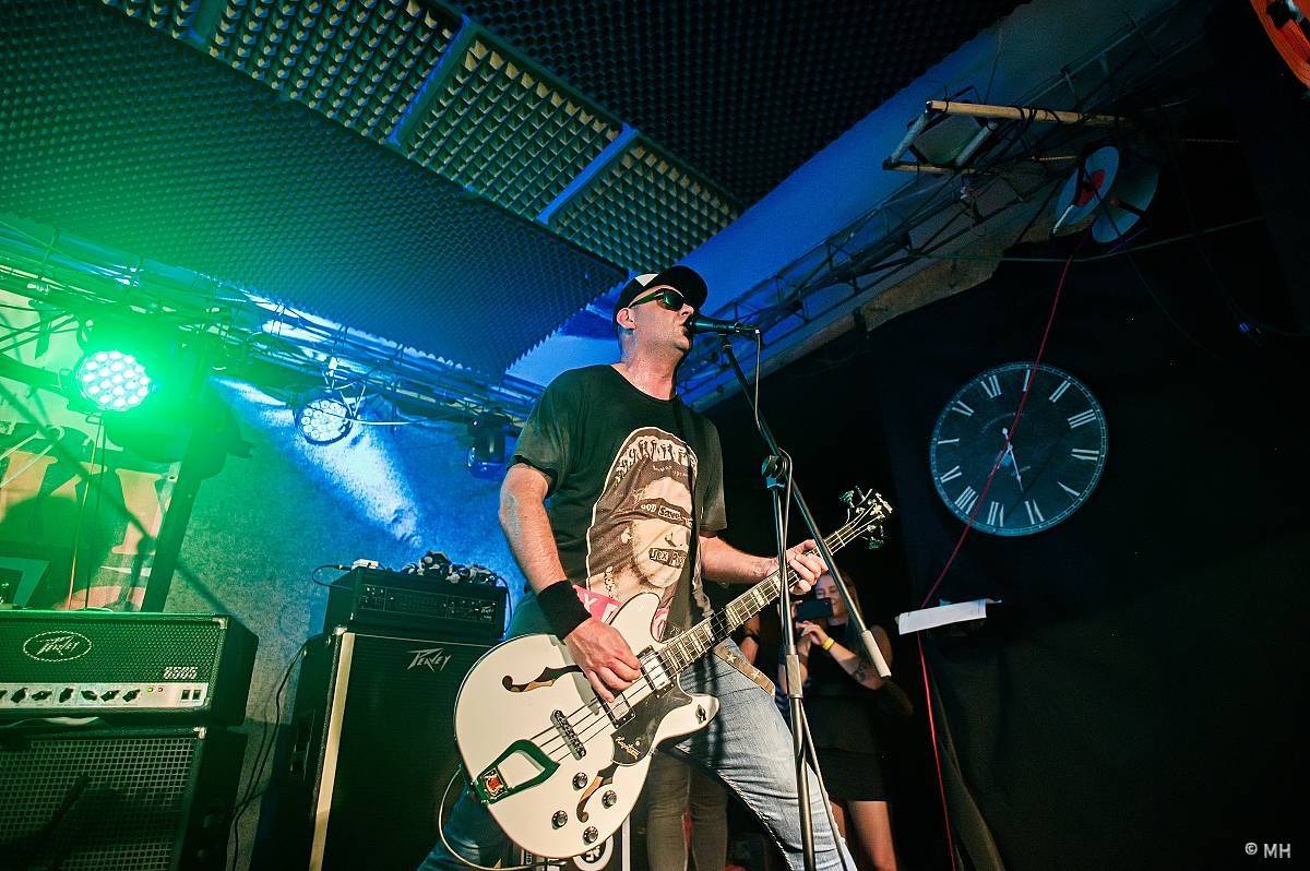 God Save the Punk! The Fialky a SPS dorazili na společném turné do Plzně