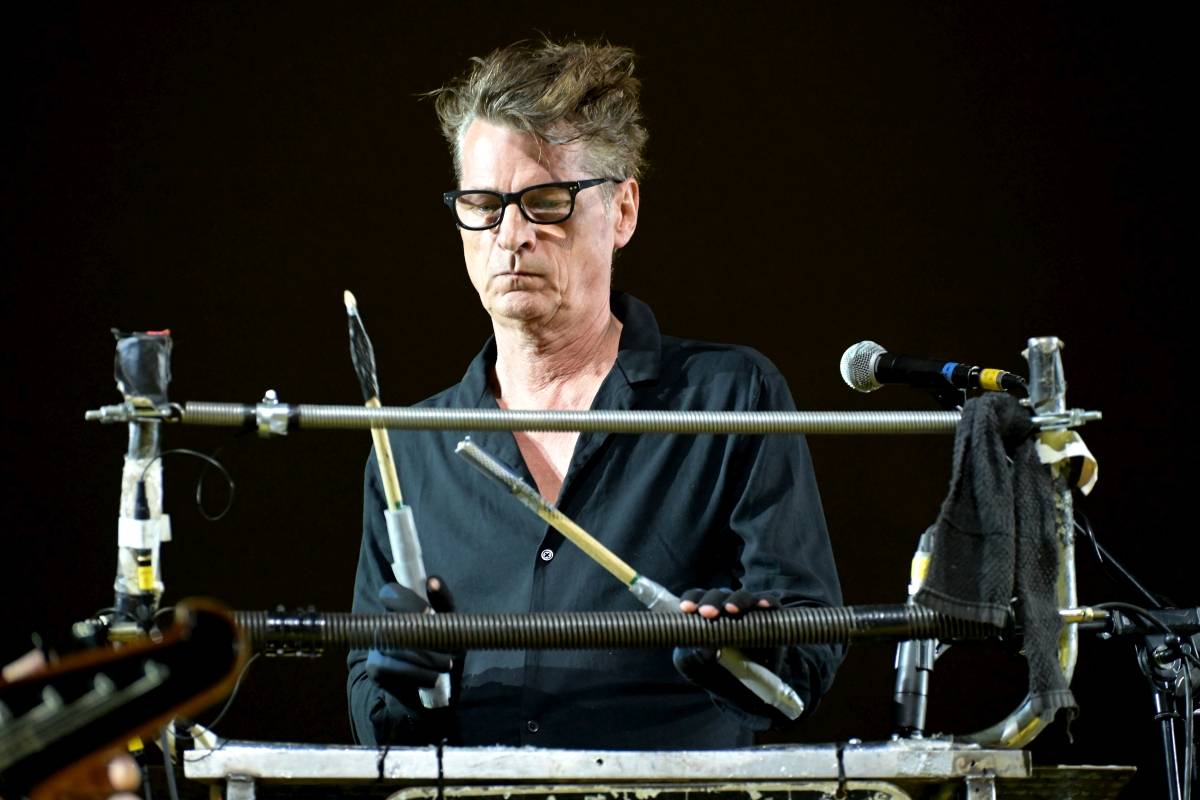 Němečtí experimentátoři Einstürzende Neubauten zahráli ve Foru Karlín v Praze