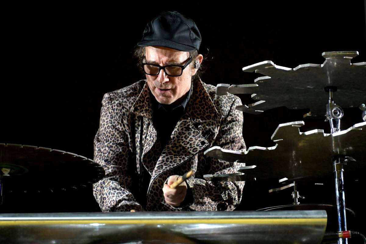 Němečtí experimentátoři Einstürzende Neubauten zahráli ve Foru Karlín v Praze