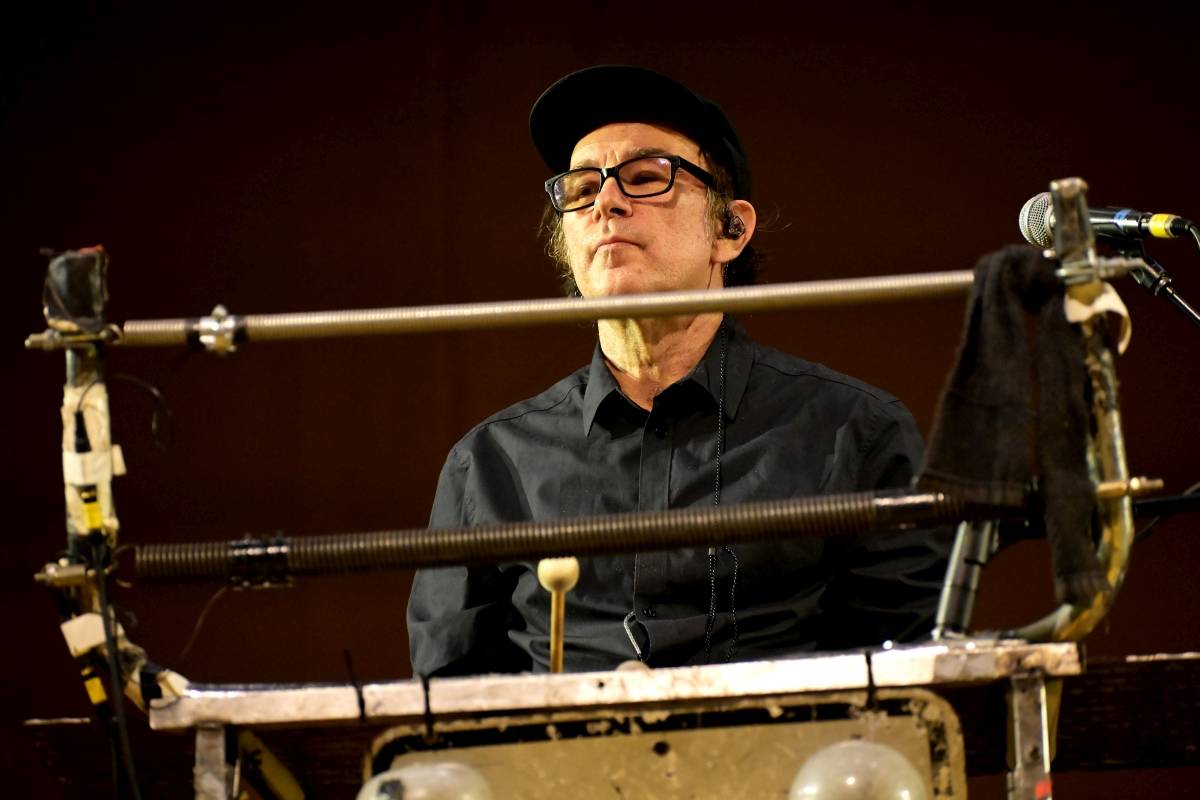 Němečtí experimentátoři Einstürzende Neubauten zahráli ve Foru Karlín v Praze