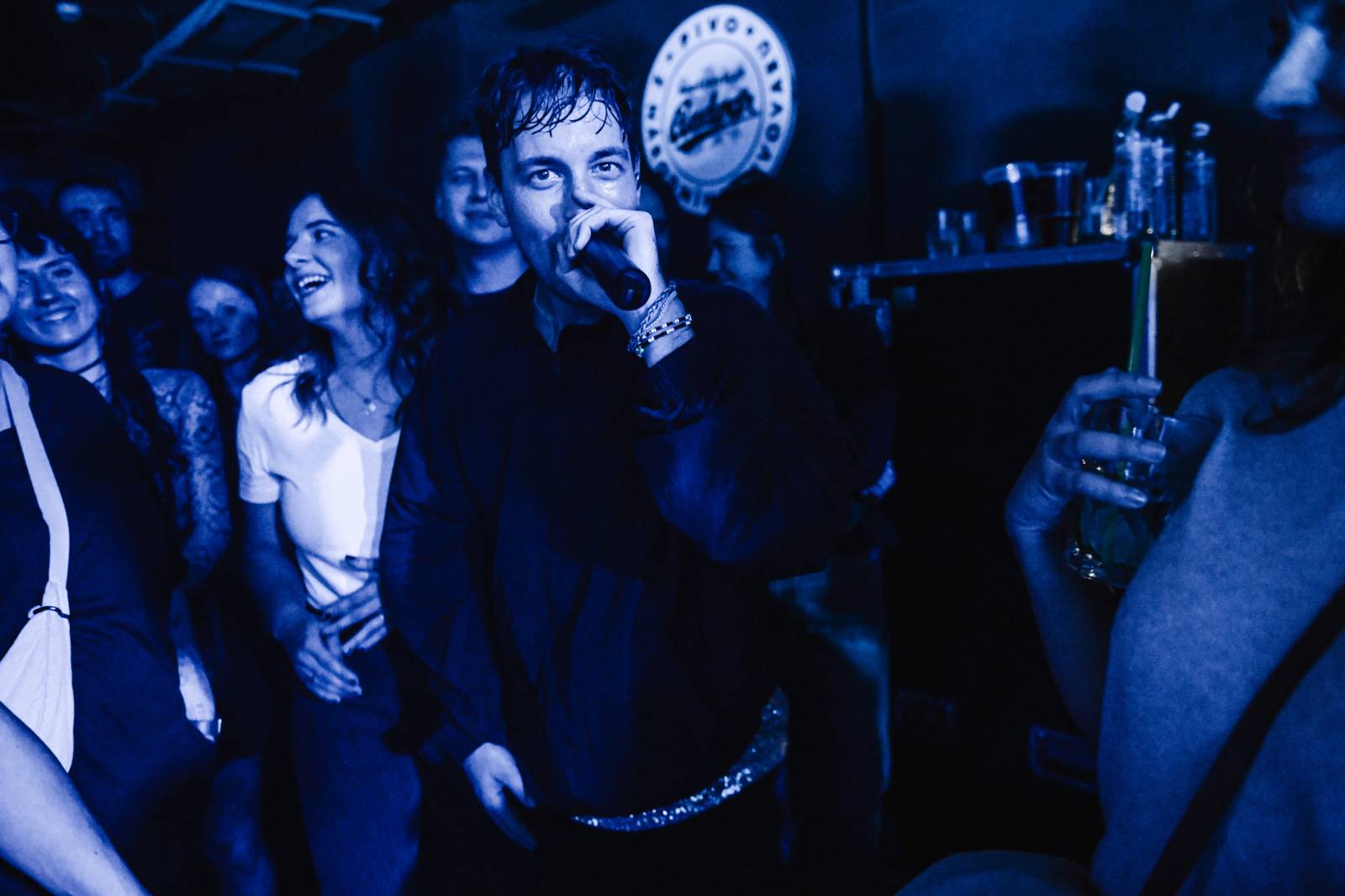 Blackout Problems v Praze aneb Punková exploze energie