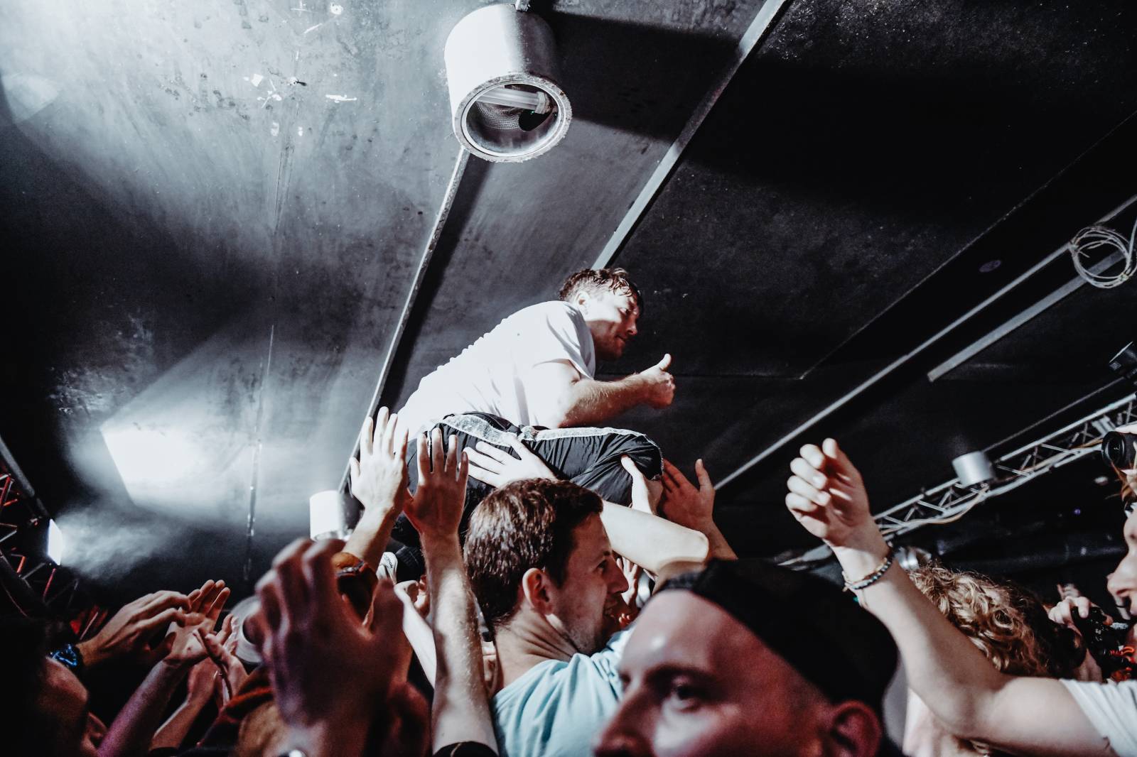 Blackout Problems v Praze aneb Punková exploze energie