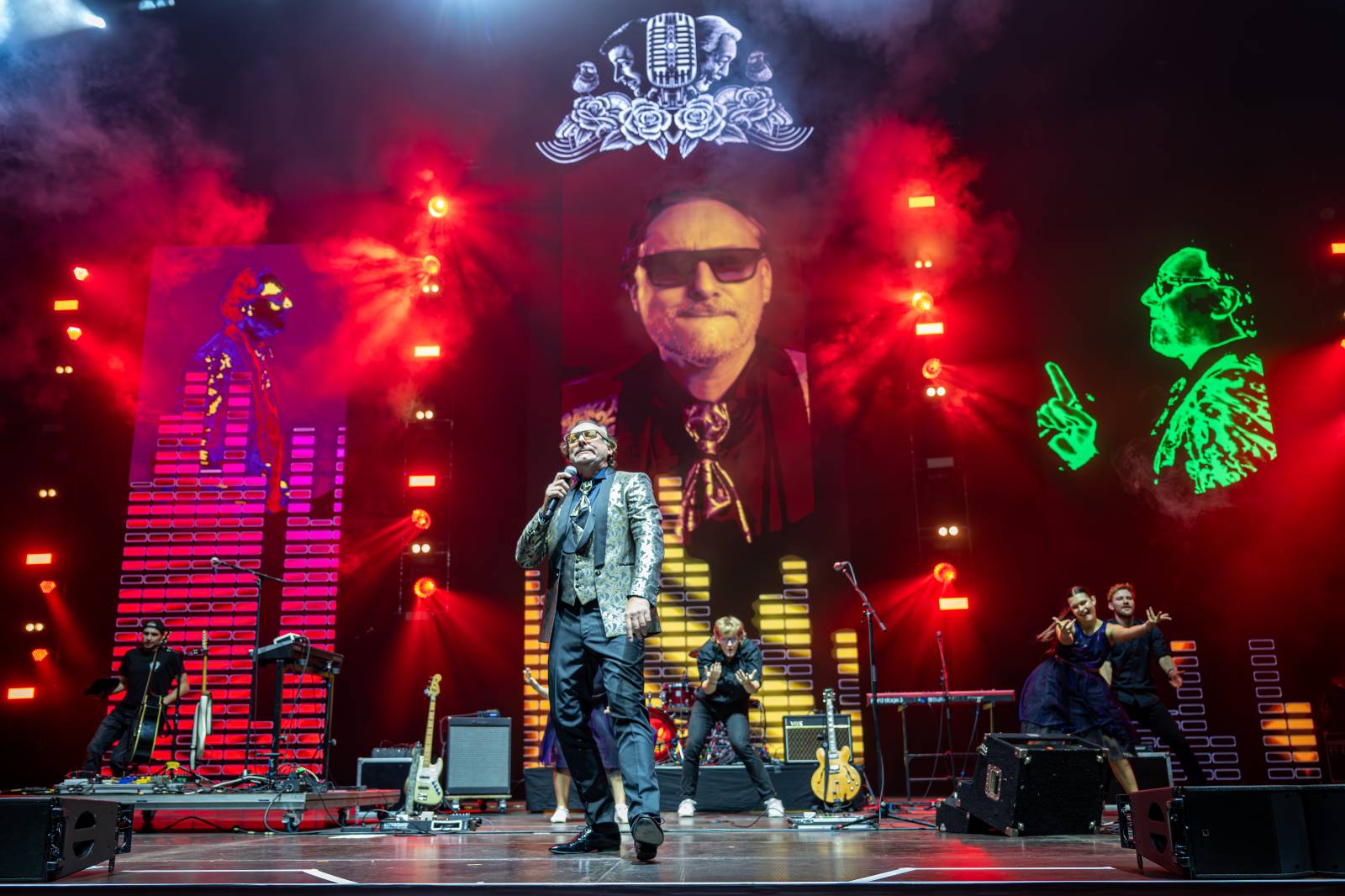 Rádio Impuls oslavilo 25 let, v O2 areně mu gratulovali Michal Hrůza, Lenka Filipová, Queenie i Divokej Bill