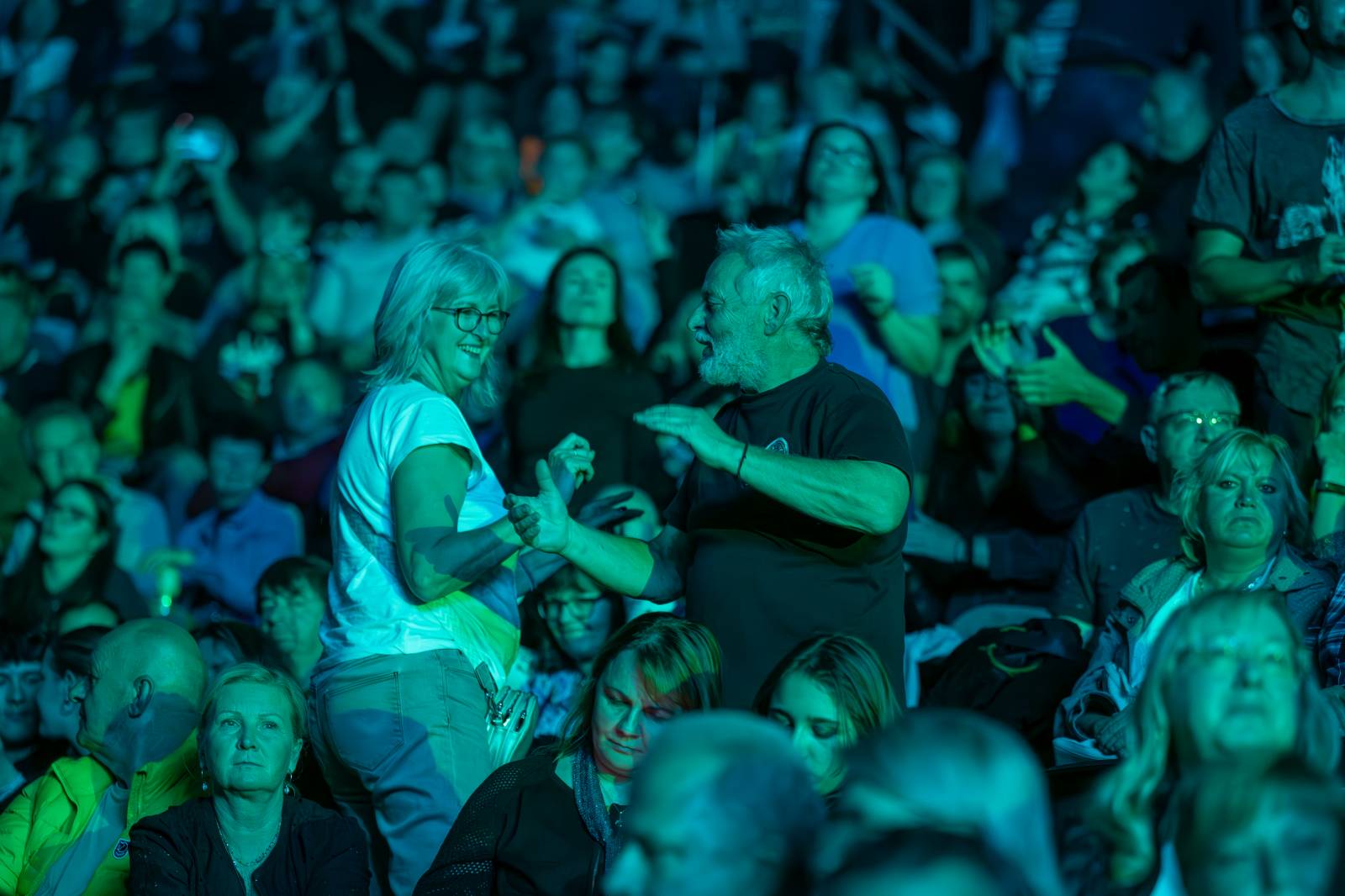 Rádio Impuls oslavilo 25 let, v O2 areně mu gratulovali Michal Hrůza, Lenka Filipová, Queenie i Divokej Bill