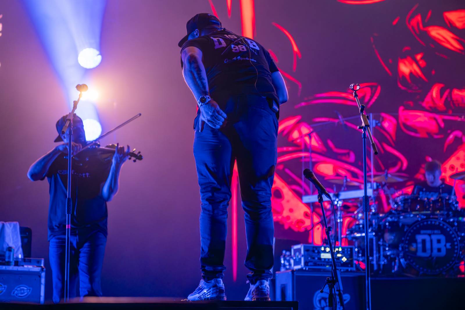 Rádio Impuls oslavilo 25 let, v O2 areně mu gratulovali Michal Hrůza, Lenka Filipová, Queenie i Divokej Bill