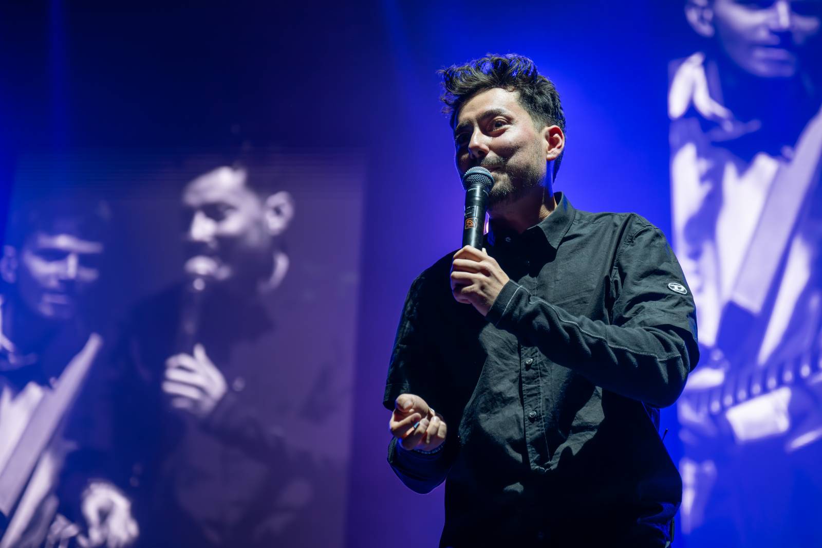 Rádio Impuls oslavilo 25 let, v O2 areně mu gratulovali Michal Hrůza, Lenka Filipová, Queenie i Divokej Bill