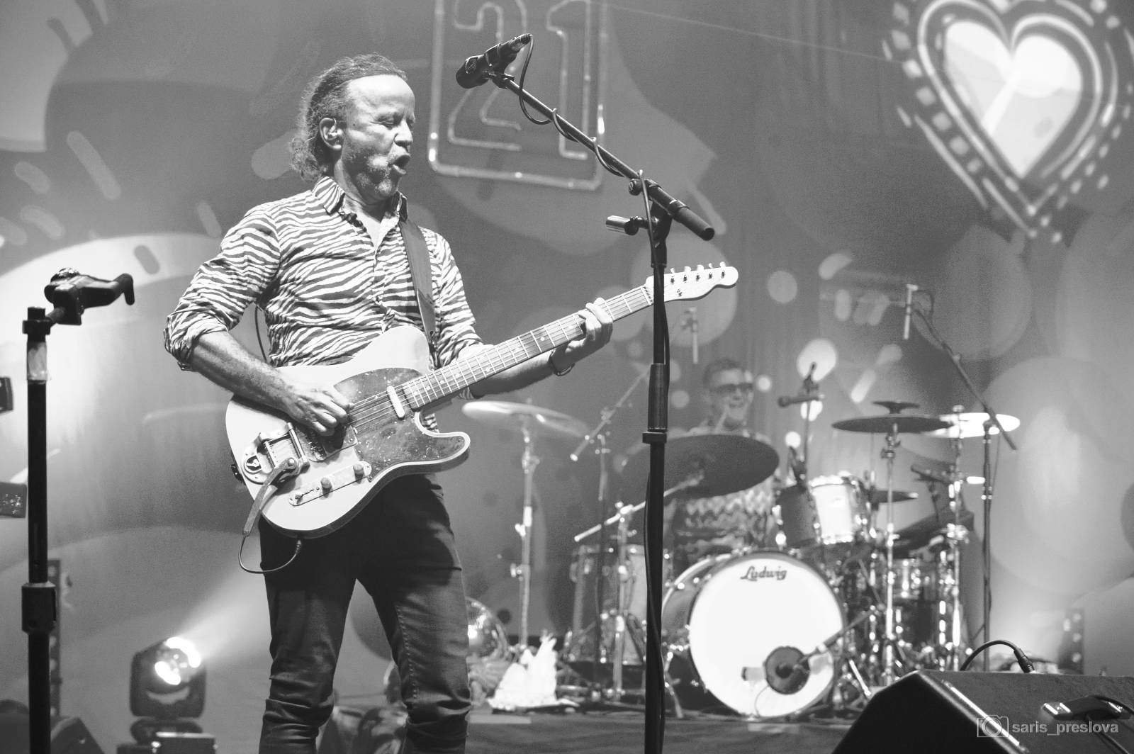 Mig 21 odjížděli z Plzně se záplavou kalhotek, Jiří Macháček políbil fanynku