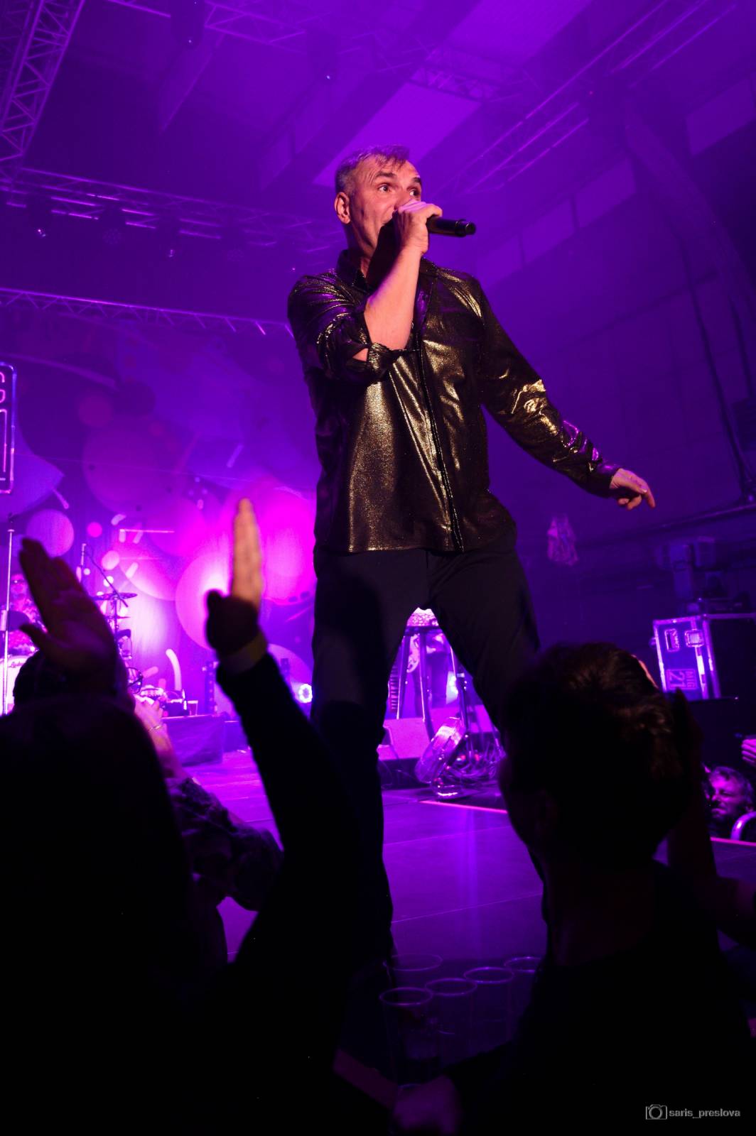 Mig 21 odjížděli z Plzně se záplavou kalhotek, Jiří Macháček políbil fanynku