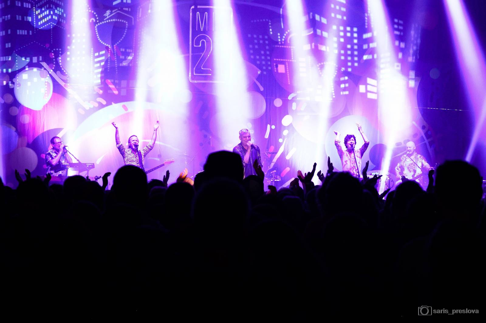 Mig 21 odjížděli z Plzně se záplavou kalhotek, Jiří Macháček políbil fanynku