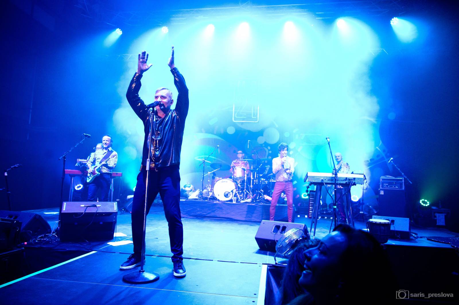 Mig 21 odjížděli z Plzně se záplavou kalhotek, Jiří Macháček políbil fanynku