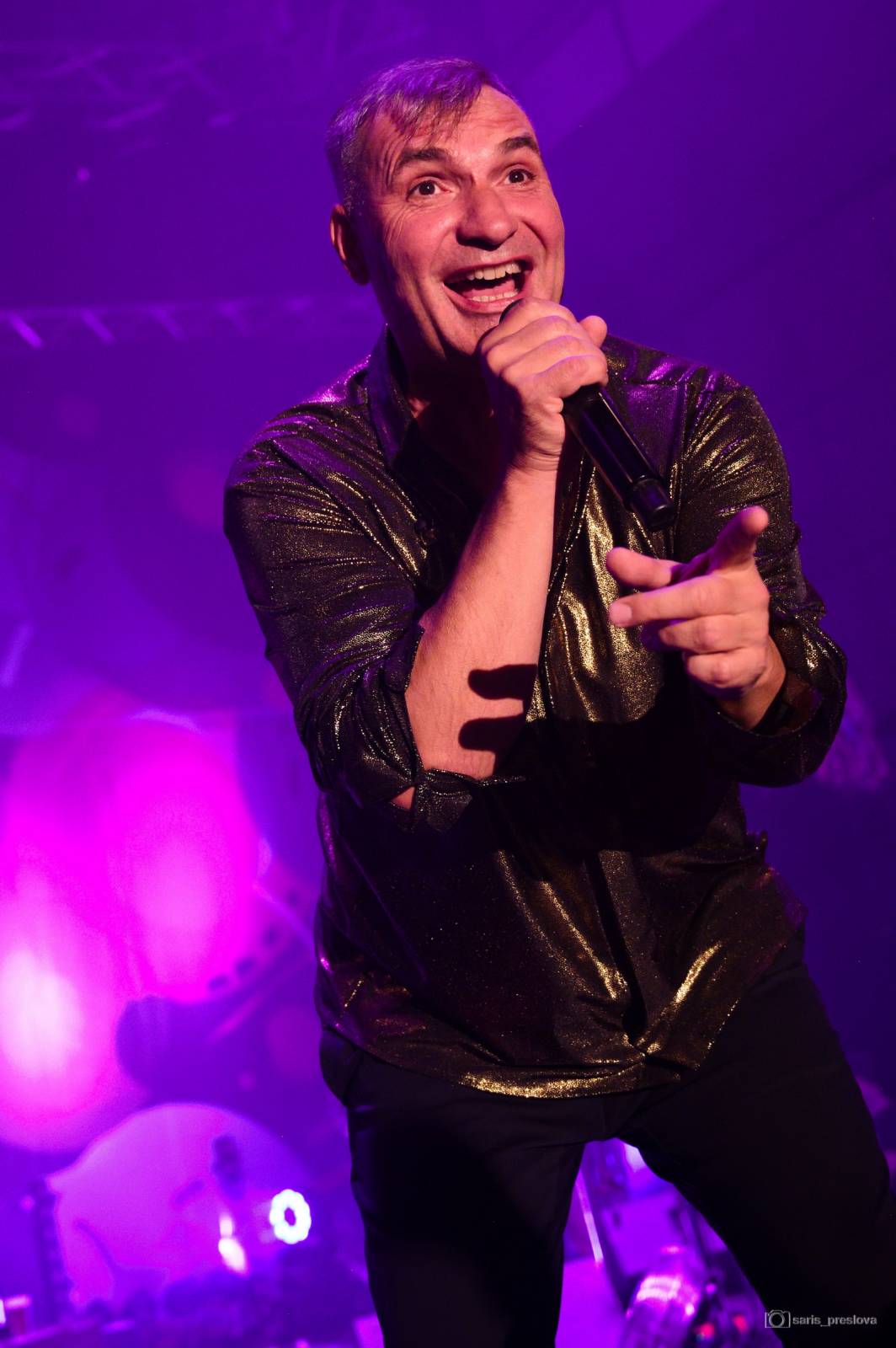 Mig 21 odjížděli z Plzně se záplavou kalhotek, Jiří Macháček políbil fanynku