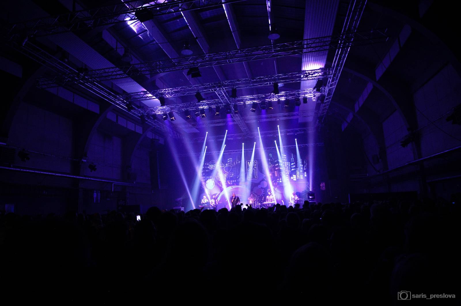 Mig 21 odjížděli z Plzně se záplavou kalhotek, Jiří Macháček políbil fanynku