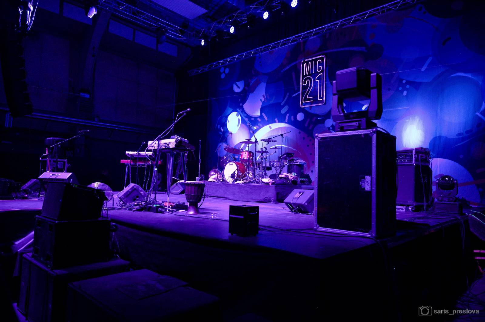 Mig 21 odjížděli z Plzně se záplavou kalhotek, Jiří Macháček políbil fanynku