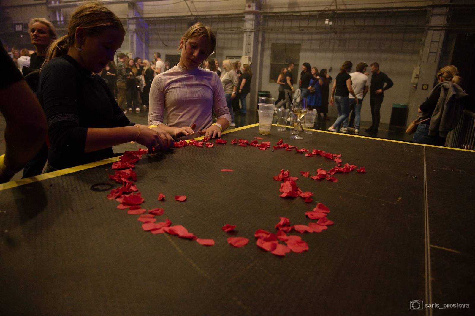 Mig 21 odjížděli z Plzně se záplavou kalhotek, Jiří Macháček políbil fanynku