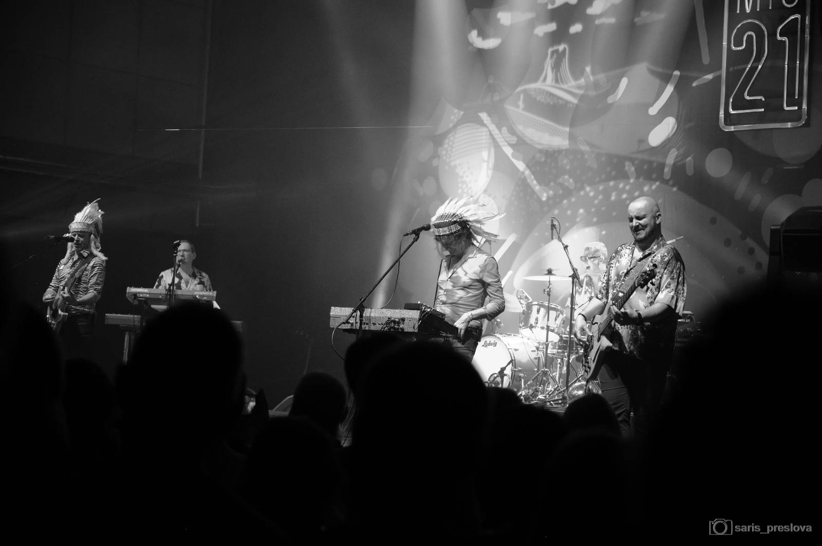 Mig 21 odjížděli z Plzně se záplavou kalhotek, Jiří Macháček políbil fanynku