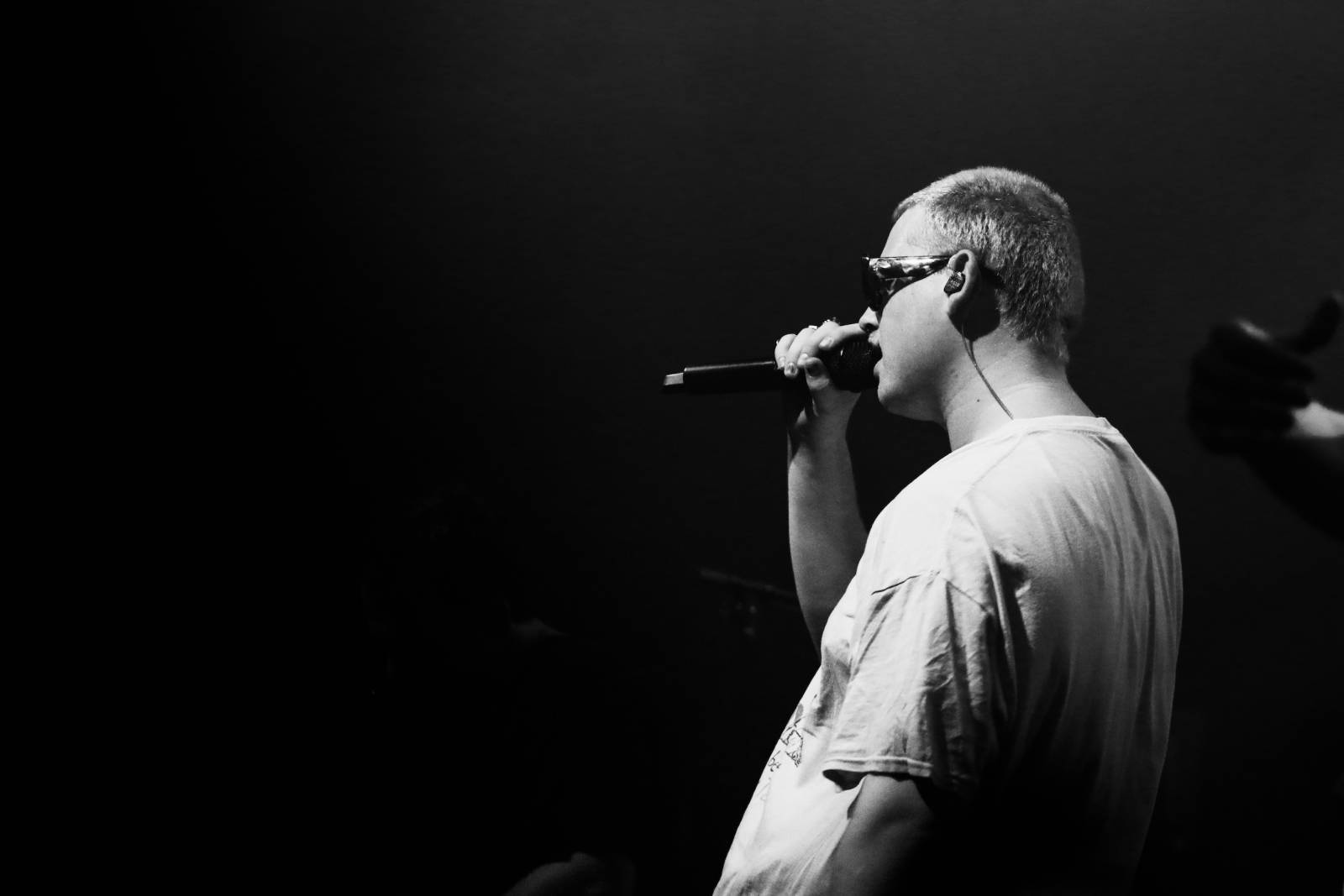 Leoniden rozpálili MeetFactory svými Sophisticated sad songs